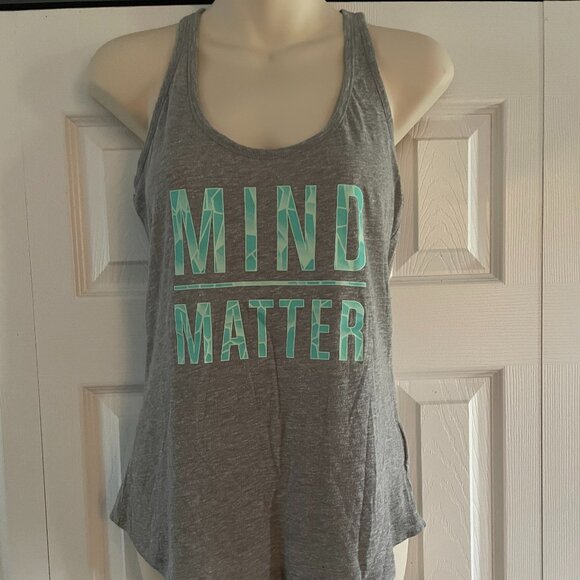 *♪ Old navy racer back tank top *♪ - Picture 1 of 6
